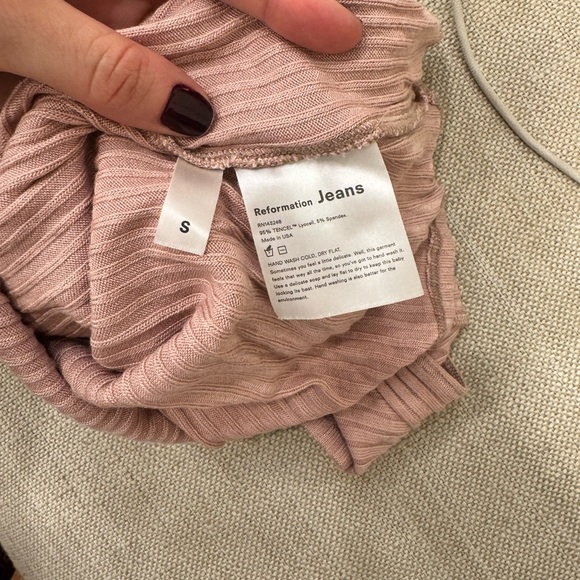 Reformation Bardot Ribbed Top - Picture 3 of 3